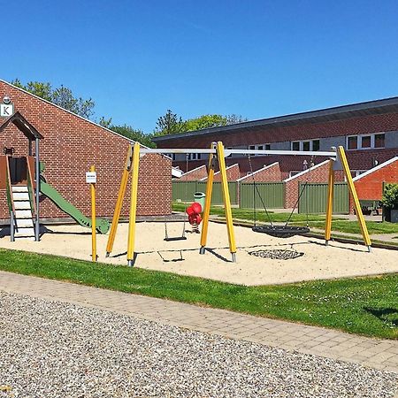 4 Person Holiday Home On A Holiday Park In Hemmet Exterior foto